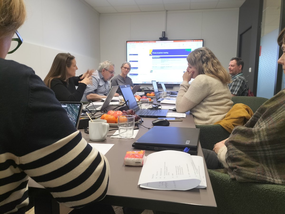 Efi Saltidou (@efi_saltidou) on Twitter photo The third #DigiLingo partners meeting is taking place in Bergen 🇳🇴 hosted by the Vestland region. Project partners from 4 #EU countries working on guidelines for digital #LanguageLearning and organizational model for organizing virtual exchanges.
<a href="/fcl_euschoolnet/">Future Classroom Lab by European Schoolnet</a> <a href="/eu_schoolnet/">European Schoolnet</a> The third #DigiLingo partners meeting is taking place in Bergen 🇳🇴 hosted by the Vestland region. Project partners from 4 #EU countries working on guidelines for digital #LanguageLearning and organizational model for organizing virtual exchanges.
<a href="/fcl_euschoolnet/">Future Classroom Lab by European Schoolnet</a> <a href="/eu_schoolnet/">European Schoolnet</a>