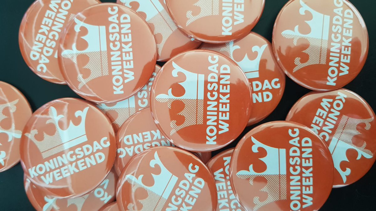 Vrijmarkt nieuws!

- Er zijn al 29 aanmeldingen én er zijn veel andere activiteiten! Veel te doen, maar ook het terrein wordt dus lekker vol. Wil je dus gegarandeerd zijn van een mooi plekje, meld jezelf dan aan via activiteiten@svroac.nl!
- Tip voor de jeugd: koop een... 1/2