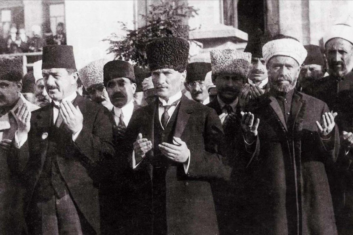 “Egemenlik kayıtsız şartsız MİLLETİNDİR” Mustafa Kemal Atatürk #23NisanKutluOlsun