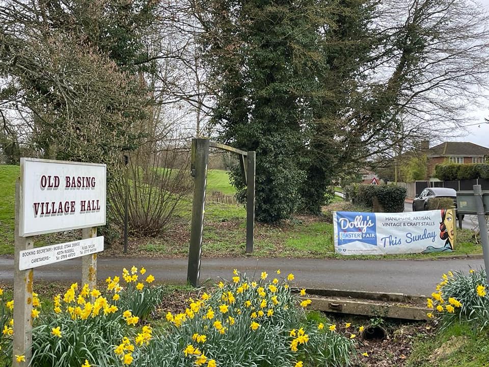 Banners are up, daffodils are out, the floor plan is done and we are almost ready for THIS Sunday's Spring Fair in Old Basing  Join us from 10-3 #dollysspringfair #dollysartisanfair #dollyscraftfair #oldbasing #basingstoke #villagelife #hampshirelife #craftfair #localbusinesses