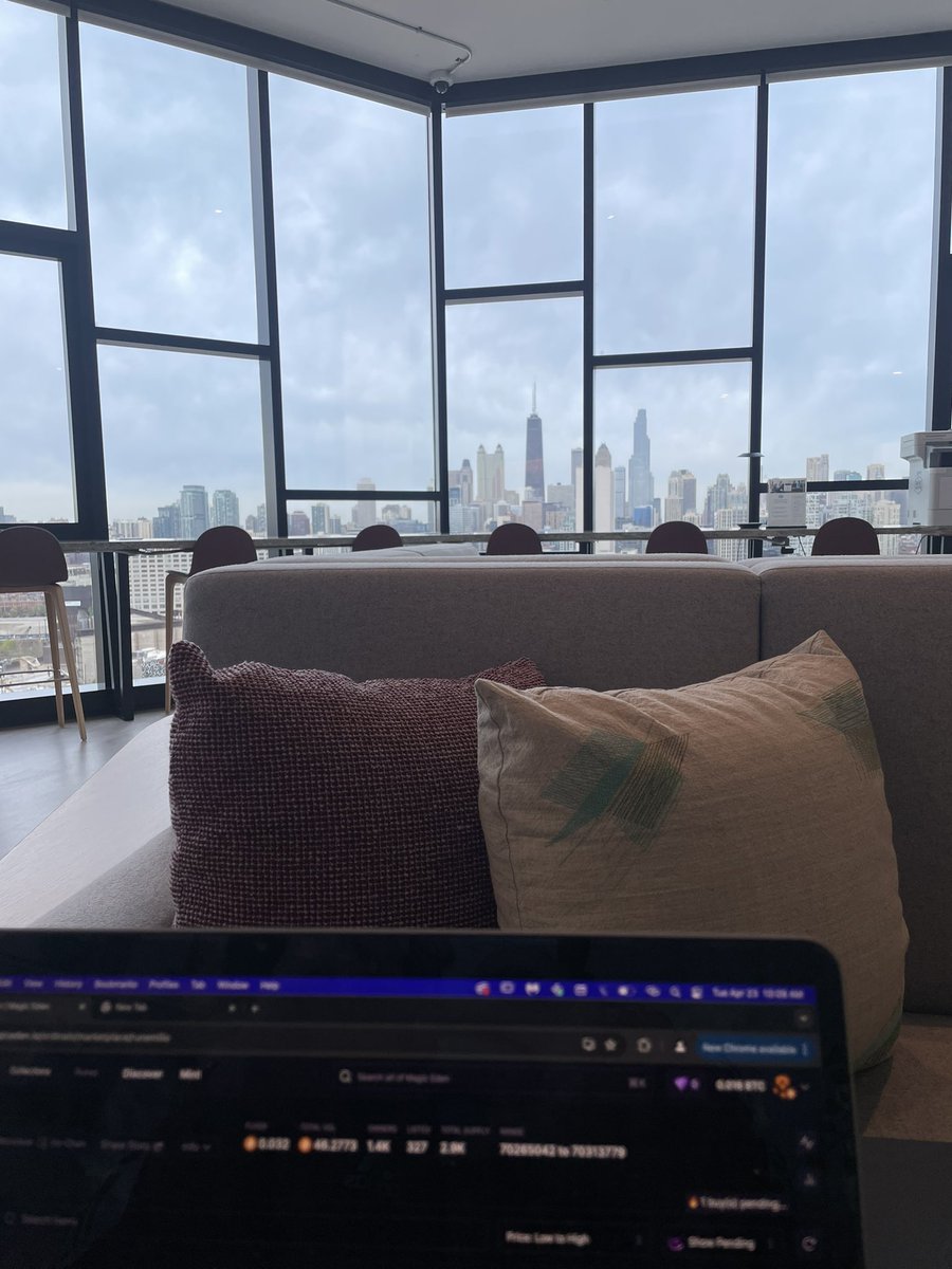 Getting some work done plus listening 

to <a href="/versandlukas/">vers and lukas (podcast)</a> patreon ✅

Best pod out there. Also highly 

recommend subscribing to their patreon