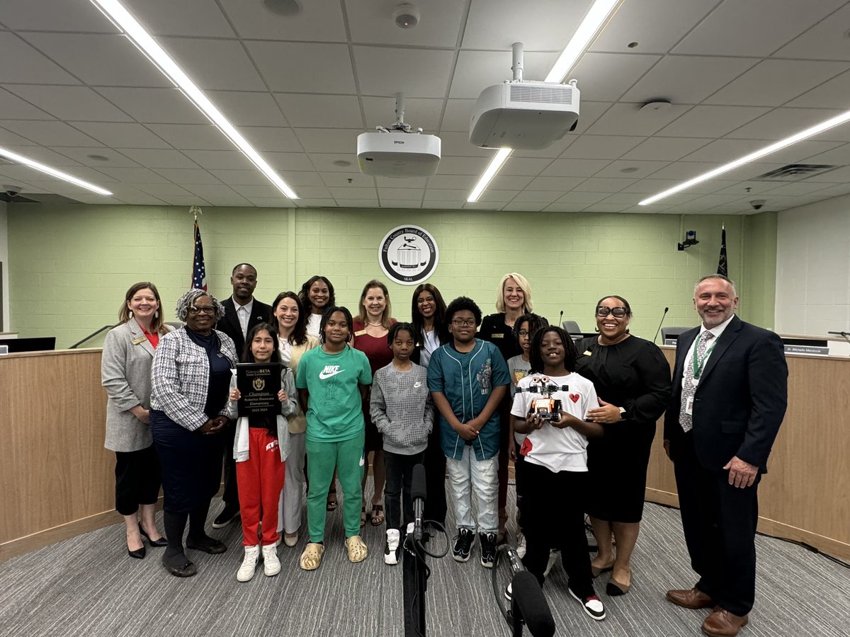 Mary McLeod Bethune Elementary Wins National Beta Club Robotics Competition in School’s Final Year. They were coached by Schuyler Hollis, FCS School Improvement Coach-Mathematics. #FCSnews Dig Deeper: fultonschools.org/Page/28517 @BethuneES