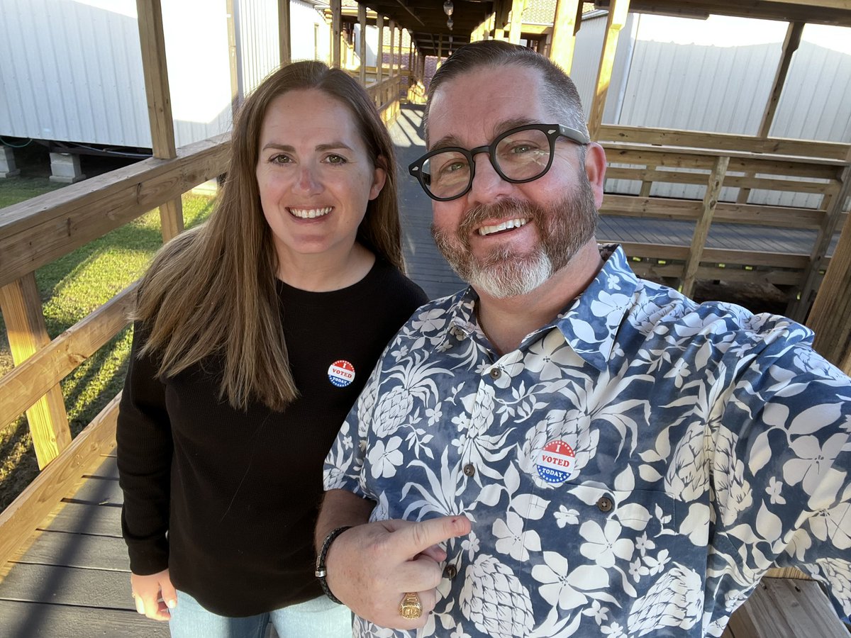 MrNesossi's tweet photo. These Paetow Panthers (future Golden Eagles) are proud to cast our votes for the @katyisd Board! This is a consequential election for our district’s future! Choose wisely! 🐾 🦅 🗳️ Your voice matters! #KatyISDVotes #VoteKatyISD @MrsAtwood_ https://t.co/X7uZF1Bdjg