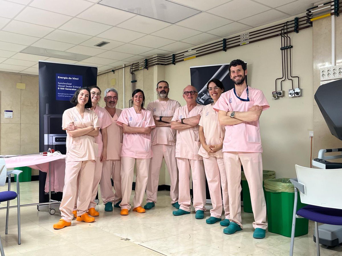 AECP_FAECP's tweet photo. Acaba con éxito nuestra tercera edición del curso de cirugía robótica colorrectal en Santander. 🦾🤖
Estate atento que habrá nuevas convocatorias 💥
Desde la AECP siempre apostamos por tu formación 📚📖💪 https://t.co/bqQFAttdFv