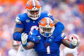 JaedenHill5's tweet photo. After a great conversation with @CoachJuluke I am blessed to receive a d1 offer from @GatorsFB 🐊🐊@coach_bnapier @ChadSimmons_ @MacCorleone74 @ThardiN1235 https://t.co/KoT3dgpGny