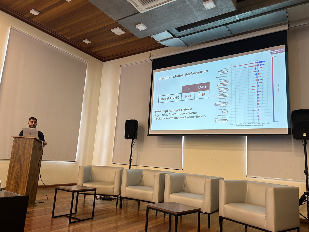 erzimmer's tweet photo. #danielarnold presenting the very first data from the just established @vbwyll lab at #AAICNeuroPOA! https://t.co/qCJPmxEryC