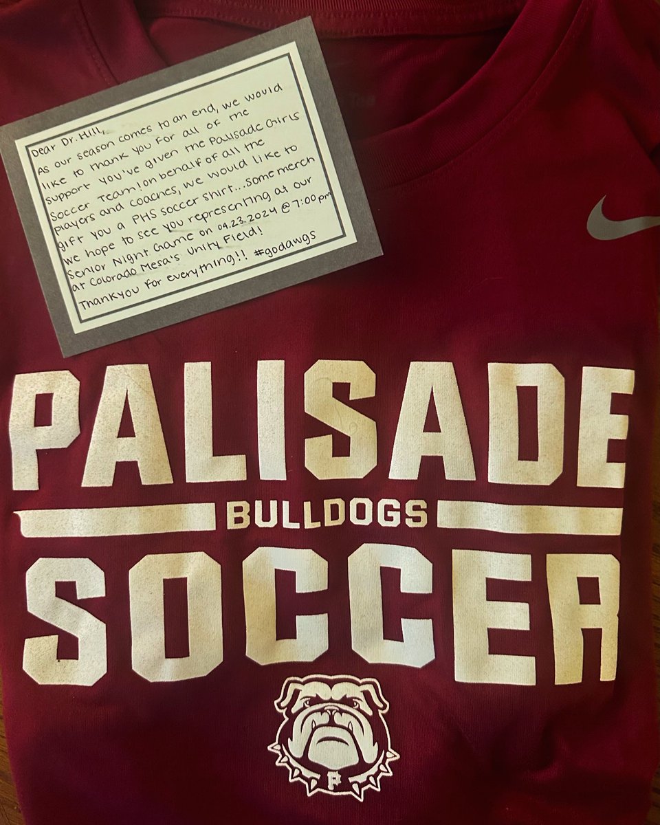 Shoutout to Coach De Villegas-Decker and the @SportsPalisade Girls Soccer team for the nice note and swag! Good luck tonight at the game as you celebrate Senior Night! We’ll be cheering for the Dawgs! #WeAreD51 @d51schools