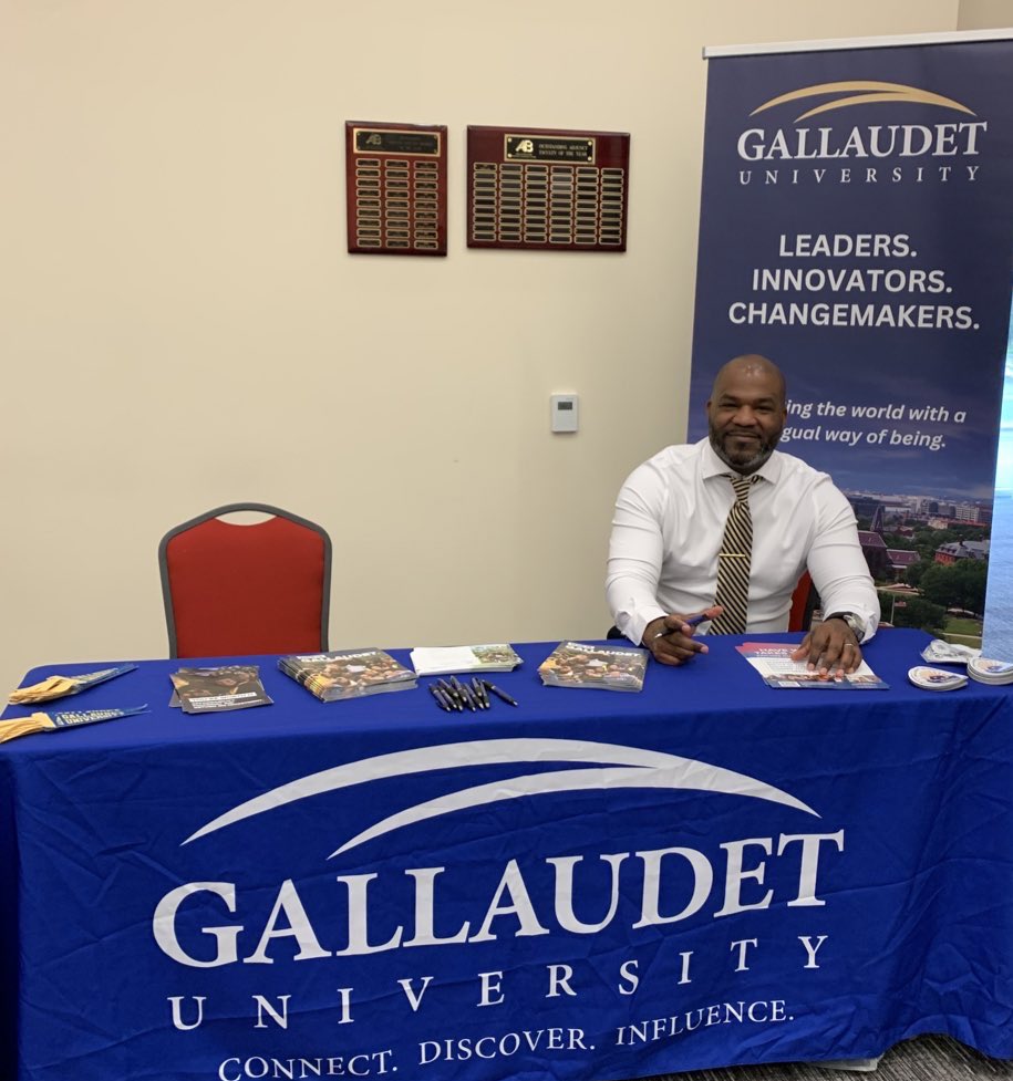 John Davis tweet media