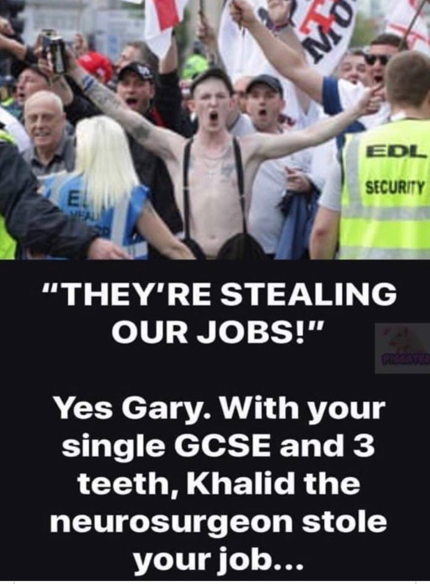 evertonfc2's tweet photo. @gullssinceaboy @GBNEWS  #Racists / #Hatepreachers celebrating a near riot &amp; attacks on our @metpoliceuk https://t.co/RMgkLI1eZa https://t.co/PDjw7F1MKT