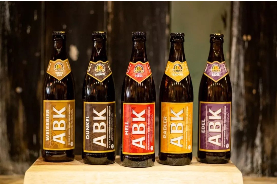 Who doesn’t love choices😋

@ABKbeer brings you a variety of taste and flavours, choose what’s your mood be like and let go🍺

Which one are you trying today?
#beerlovers #beerfestival #beerstagram #rokitdrinks #WeAreROKiT 

ABK BEER, BEER LOVERS, Vegan Beer, London Beer festival