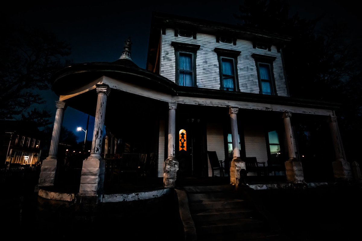 bloodmooncrew's tweet photo. We received a lot of love on our Juliet’s Tavern video, more local investigations will be coming soon… 

In the meantime, our collab with @FTS_Paranormal at the Asher Walton House comes out next 👻 https://t.co/TsZvzNSihK