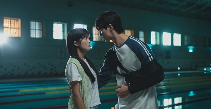 DBRplus's tweet photo. Tortura psicológica contemporânea:

Esperar o upload dos episódios de Lovely Runner https://t.co/wiiOY1kSIV