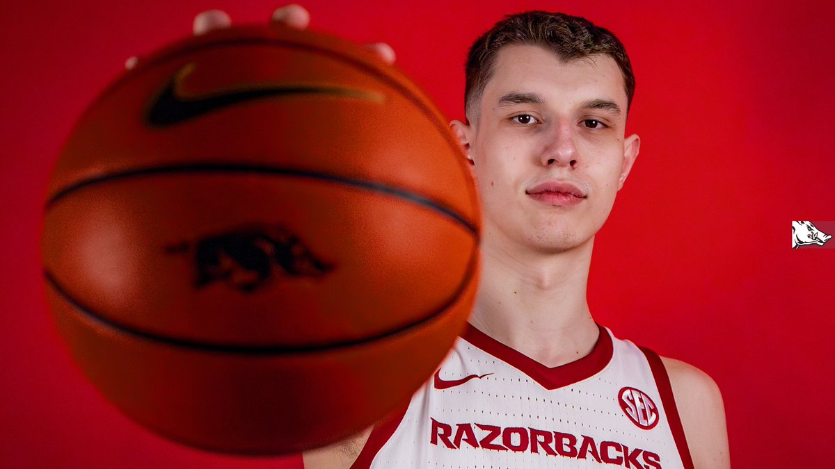 Razorback looks good on ya @zvonimir_ivisic 🐗