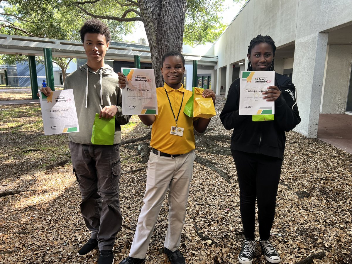 👏 Huge congrats to our i-Ready Challenge 2.0 champs! Your commitment to hitting those bi-weekly goals is inspiring. Keep shining! 🌟 #jobsnotfinished @AtwoodPrincipal @Ms_AAustin @JAY_R_SOHN @APThaddiusGreen @iReady @CurriculumAssoc @BcpsCentral_