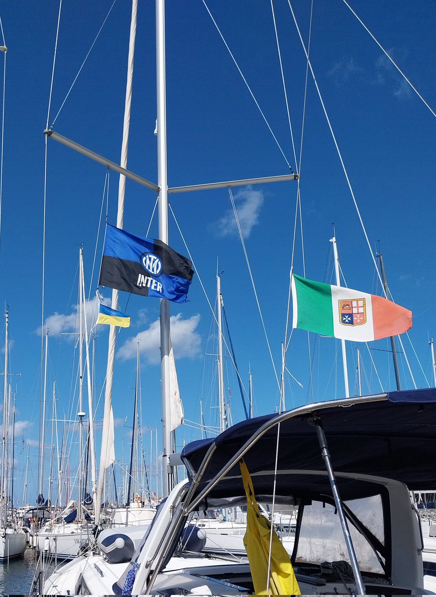 paolocalvani1's tweet photo. Palermo, La Cala. #cronachedallOZIO #InterCampione https://t.co/SsCP9ybtMC