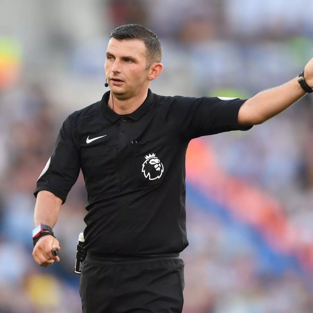 Michael Oliver will referee Arsenal’s game against Tottenham on Sunday, with Liverpool fan Jarred Gillett on VAR. [@premierleague]