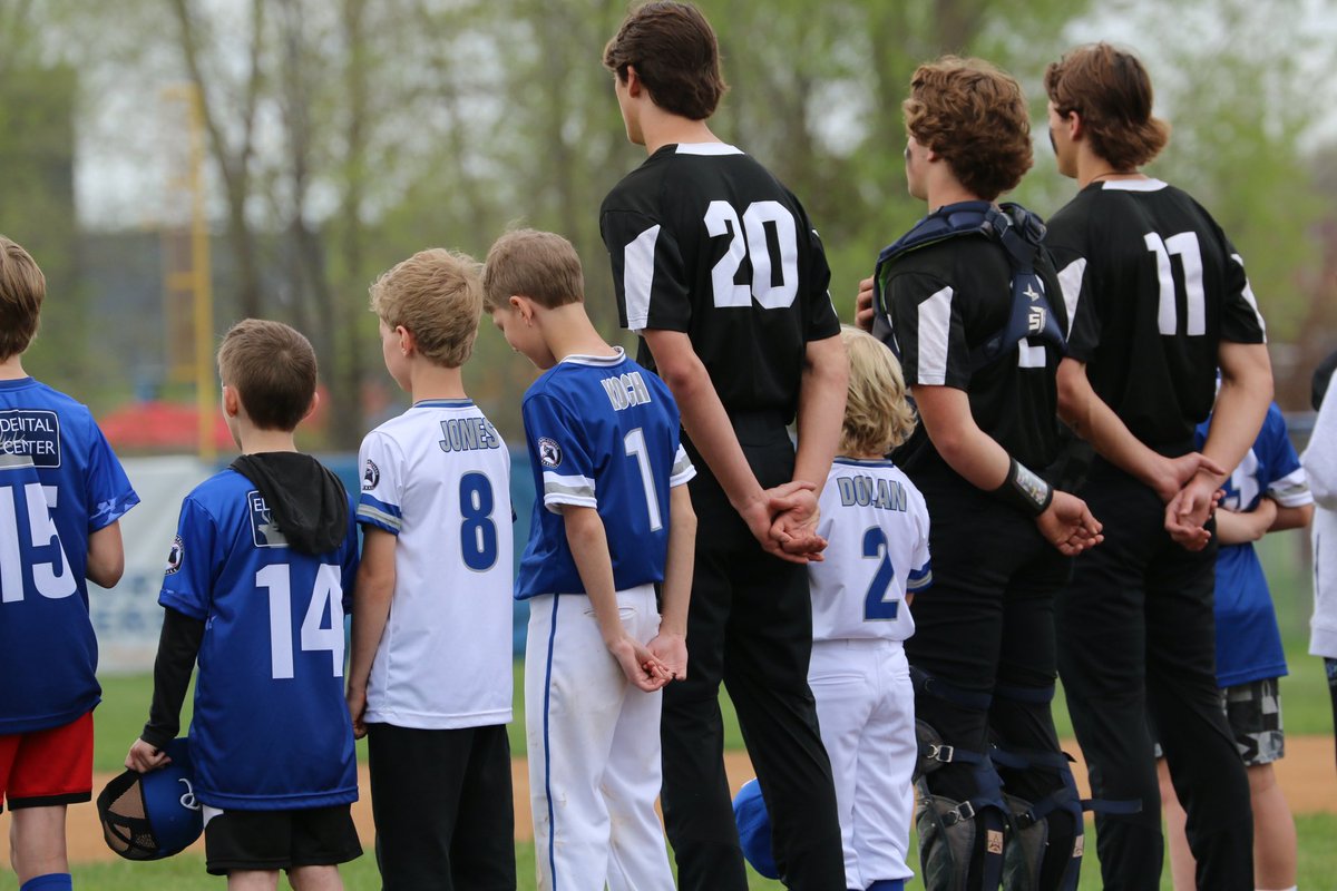 BaseballRoyals's tweet photo. Youth Night | Senior Night
Tuesday, May 7th:

*Free admission &amp; food!
*Free swag bags for youth that pre-register plus prize giveaways between innings!
*Youth on field for anthem!
*Autographs!

CLICK LINK BELOW FOR MORE DETAILS AND TO PRE-REGISTER!

https://t.co/d3kVKxYJ77 https://t.co/G7seMxwTTA