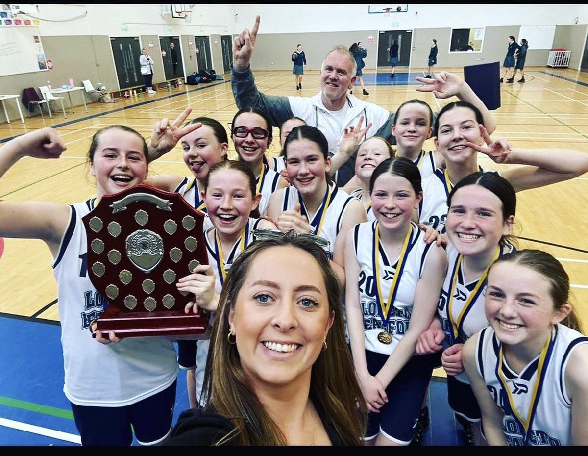 Congratulations to the 1st year A team who won the Loreto League yesterday! Well done to you all 🏀🏆👏🏻