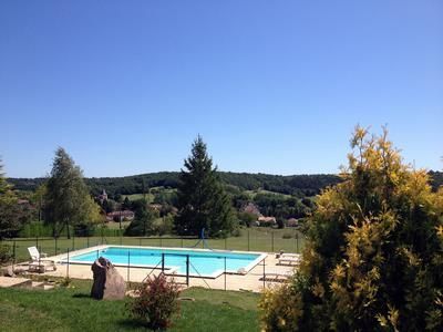 House for sale with a stunning view over the village of Villars (24530), #Dordogne - 10 mn driving from Brantôme buff.ly/4cMMuJx

#France 🇫🇷 #FranceProperty #FrenchProperty