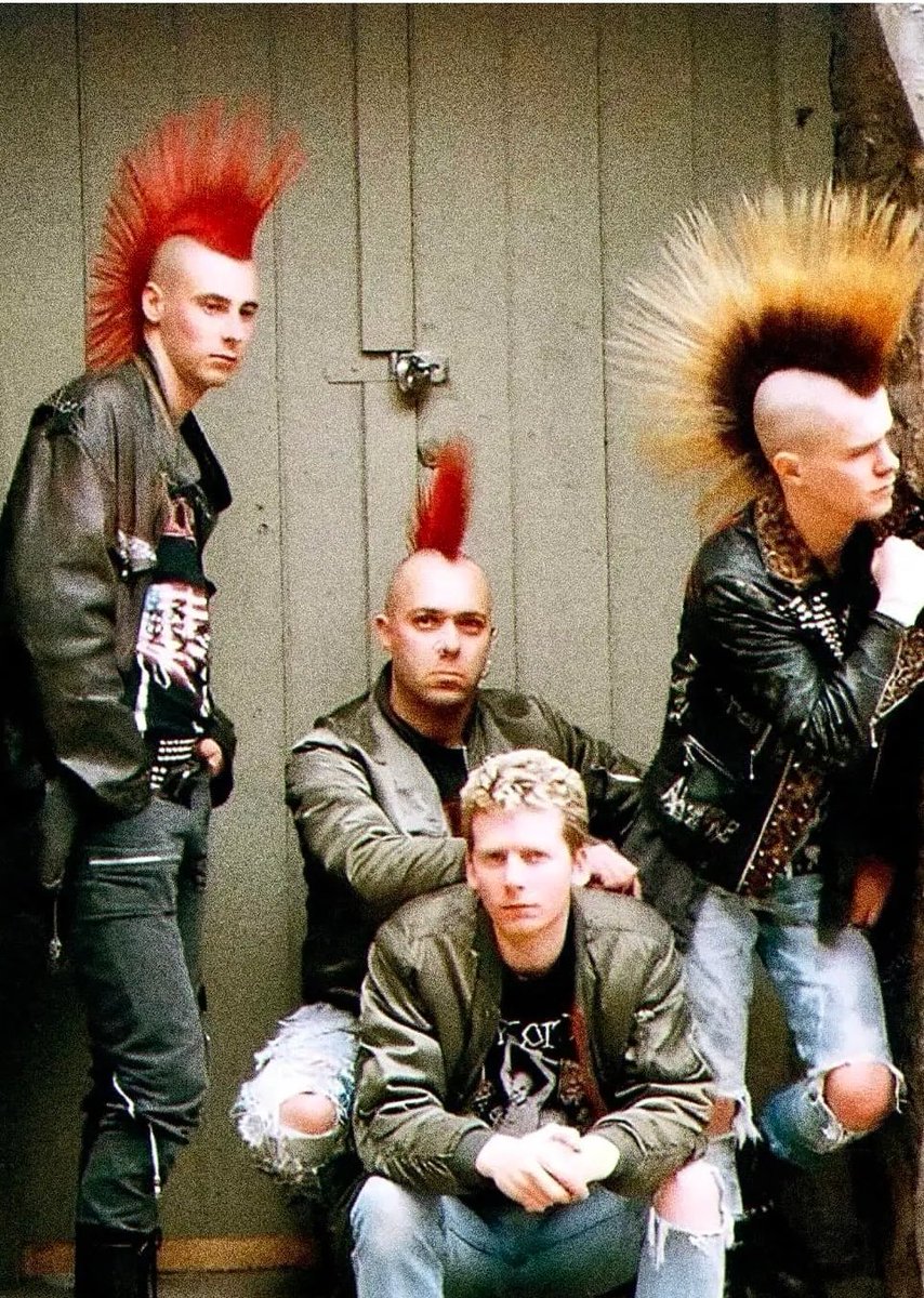 I'm lo-key fascinated by photos of bands where one hasn't fully committed to the image - anyone got anything better than the The Exploited 1990? 1/?