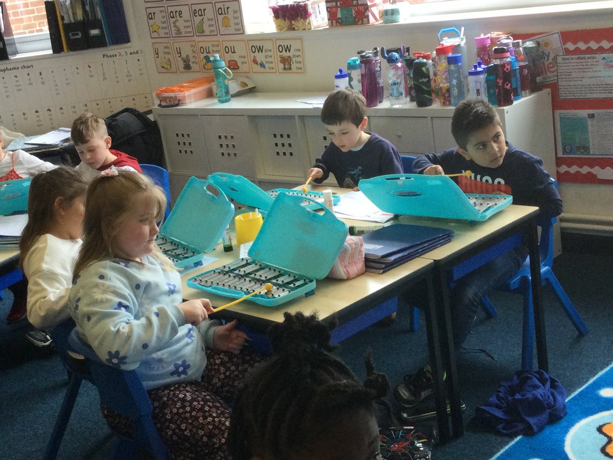 Year 2 have been exploring beats and rhythm within a piece of music. Today the children practiced following a piece of music using the glockenspiels #OLOLMusic #OLOL