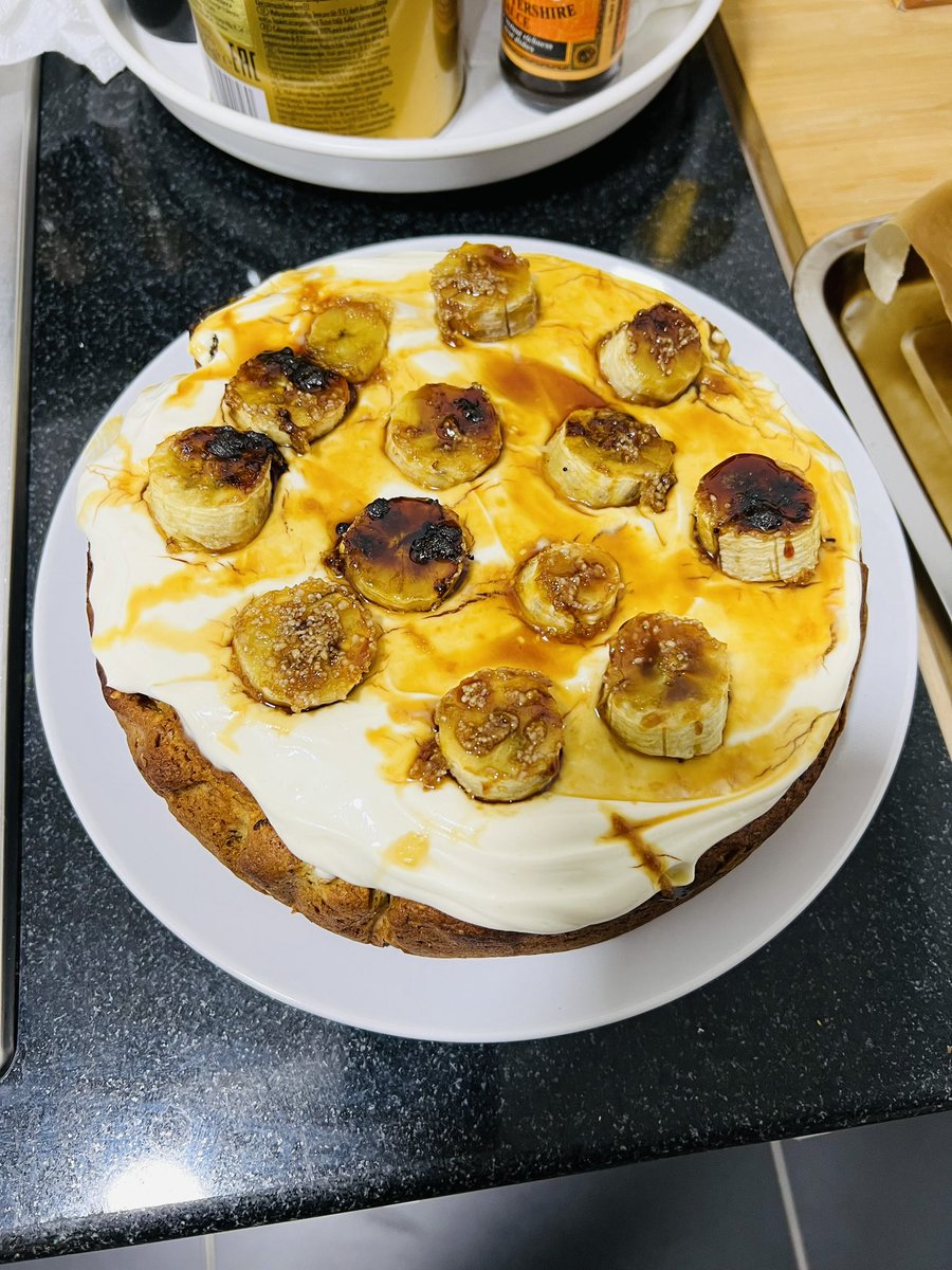 Time for some #Banana #cake! Homemade and Home-eaten 😂😁😄☺️ #tuesdayvibe #food #bake