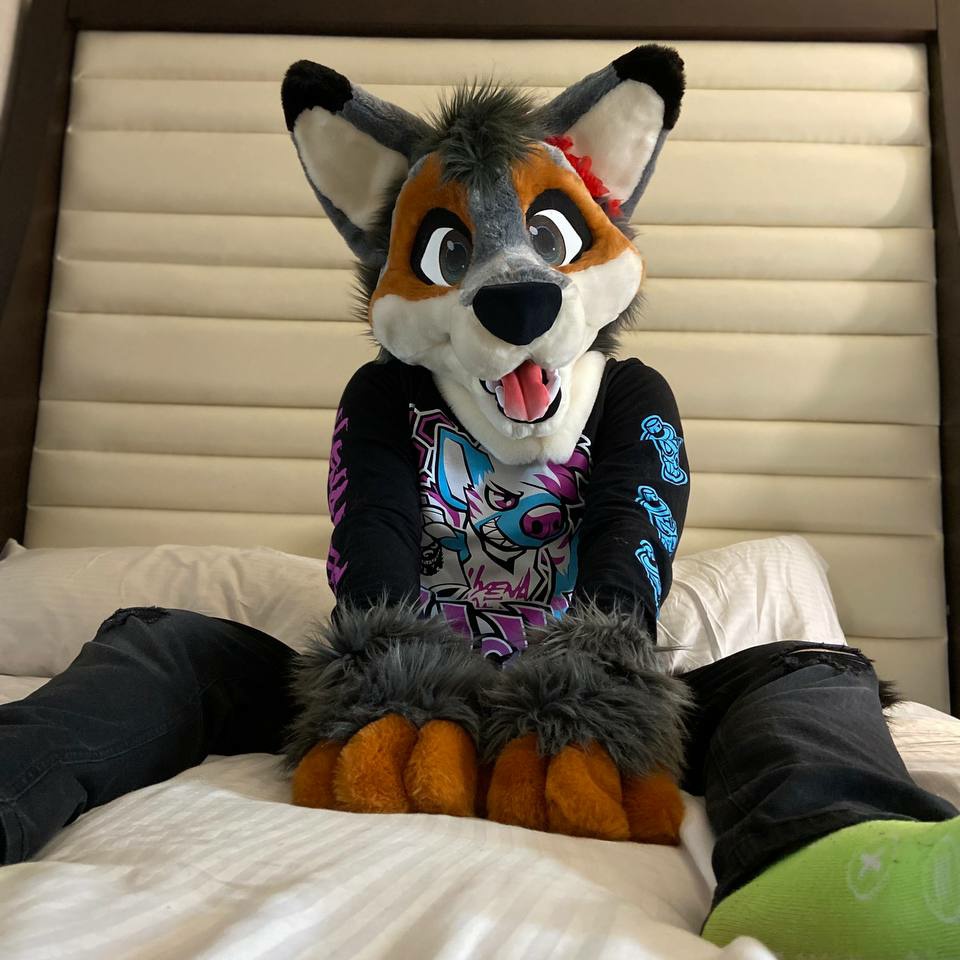 '🎉 Just hit the big 25 today! 🎂 Ill be celebrating at FWA! Excited to catch up with old friends and meet new ones too! Let's make some unforgettable memories together! 🦊🥳 #FWA #BirthdayCelebration #NewAdventures'