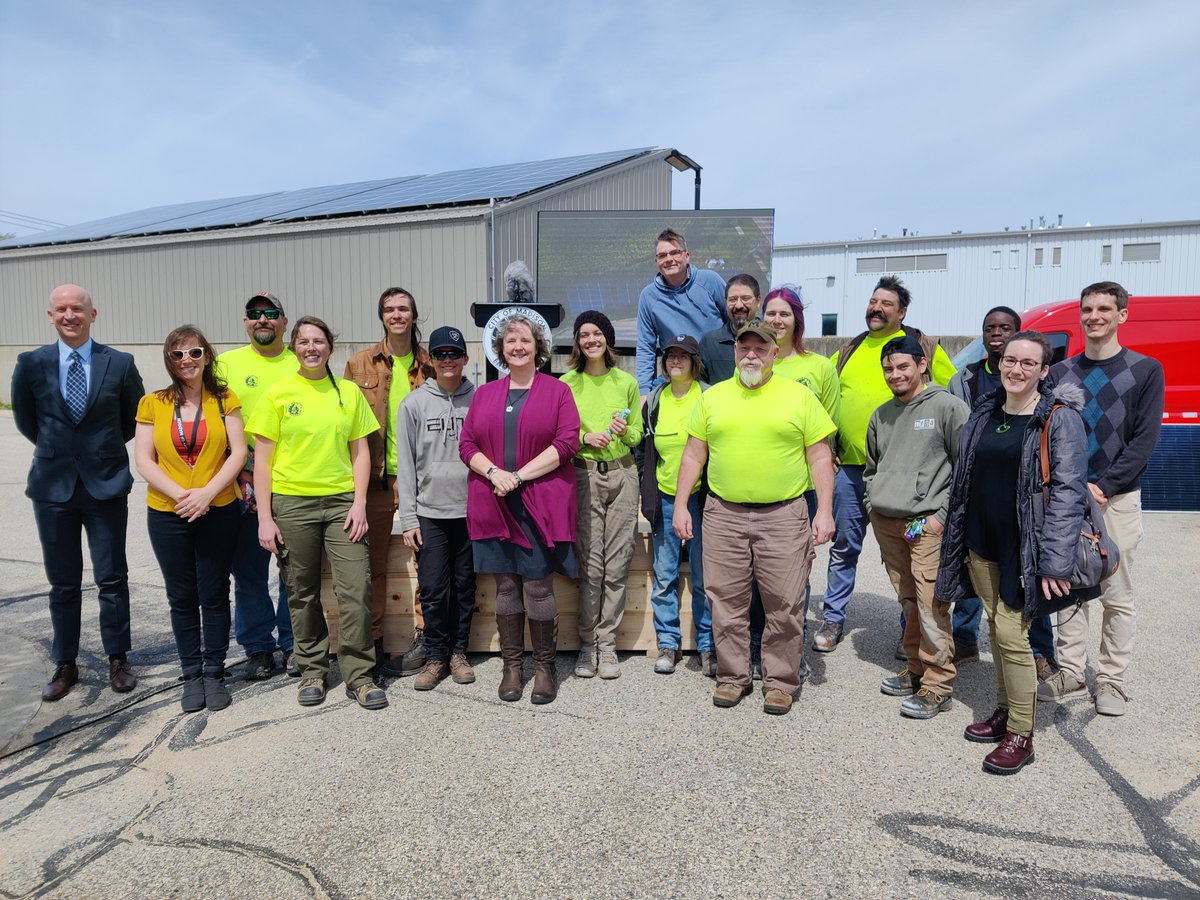 We're proud to celebrate a major milestone—2 Megawatts of solar panel systems on City sites/facilities! 6,203 solar panels, saving 1,820 tons of CO2 each year. That’s equivalent to 237 homes’ annual energy use—or planting 30,000 trees! #cleanenergy Watch: youtu.be/RYmKP4R8_3Y