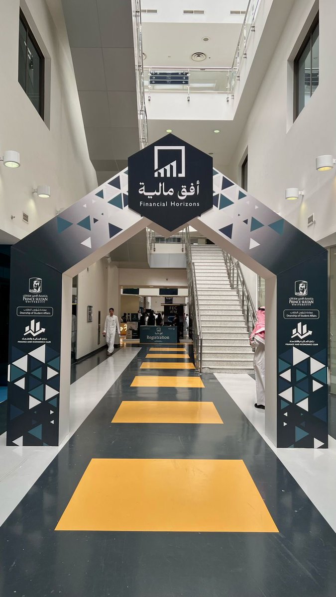 SAlmemi's tweet photo. جانب من مشاركة هيئة السوق المالية @SaudiCMA في معرض أُفق مالية بجامعة الأمير سلطان بن عبدالعزيز 
@thameensa 
@PSU_RUH https://t.co/4hjDAuqTt5