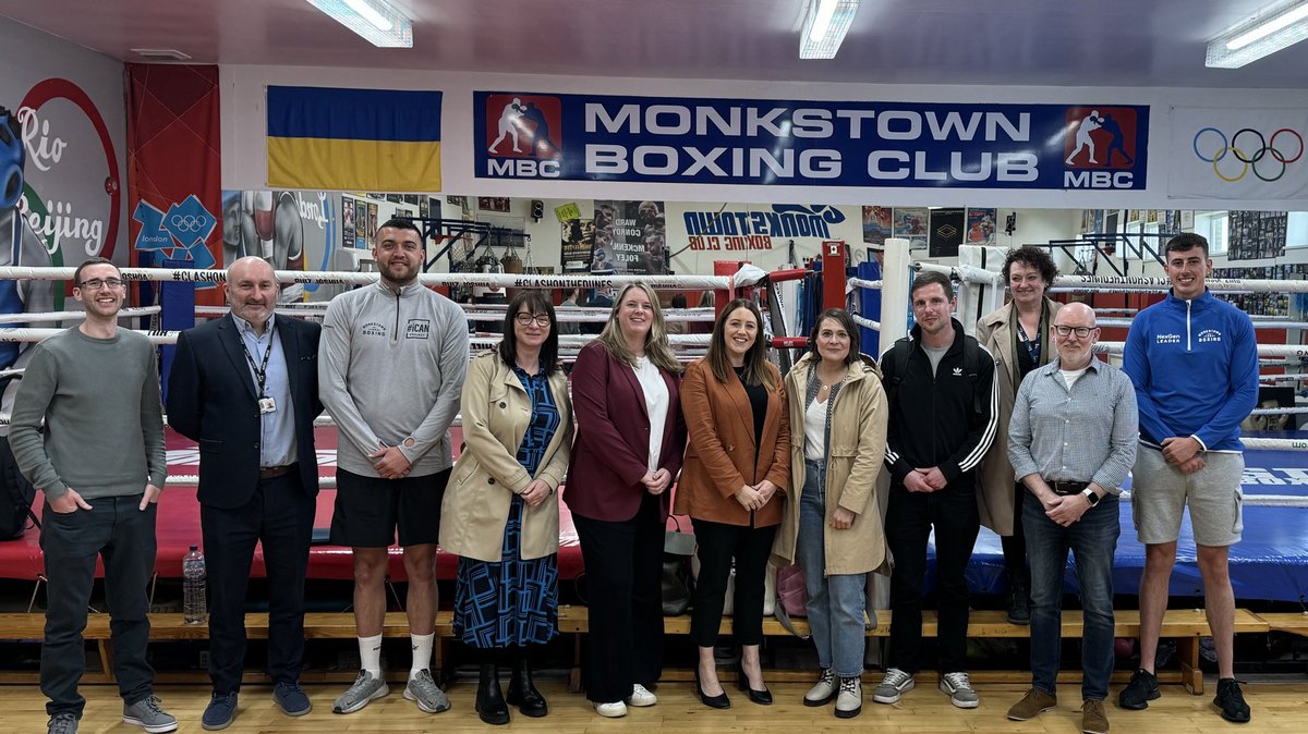 Thrilled to welcome school Principals from across England & showcase our ⁦@Education_NI⁩ funded #InYourCorner programme in partnership with @AbbeyCommColl as part of study visit of ⁦@UlsterUni⁩ #TakingBoysSerious research. 🥊📚 #Education #Community #FairStart