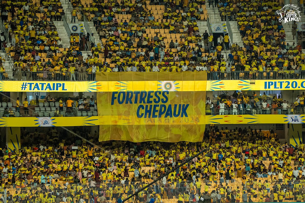 ChennaiIPL's tweet photo. THIS FANDOM IS FOR LIFE! 🥳🔥

#CSKvLSG #EndrendrumYellove 🦁💛 https://t.co/V3aMNRrXfW