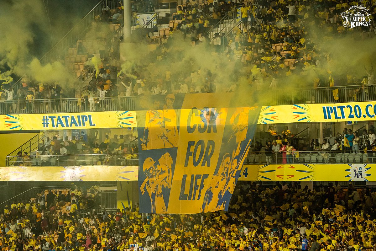 THIS FANDOM IS FOR LIFE! 🥳🔥 #CSKvLSG #EndrendrumYellove 🦁💛