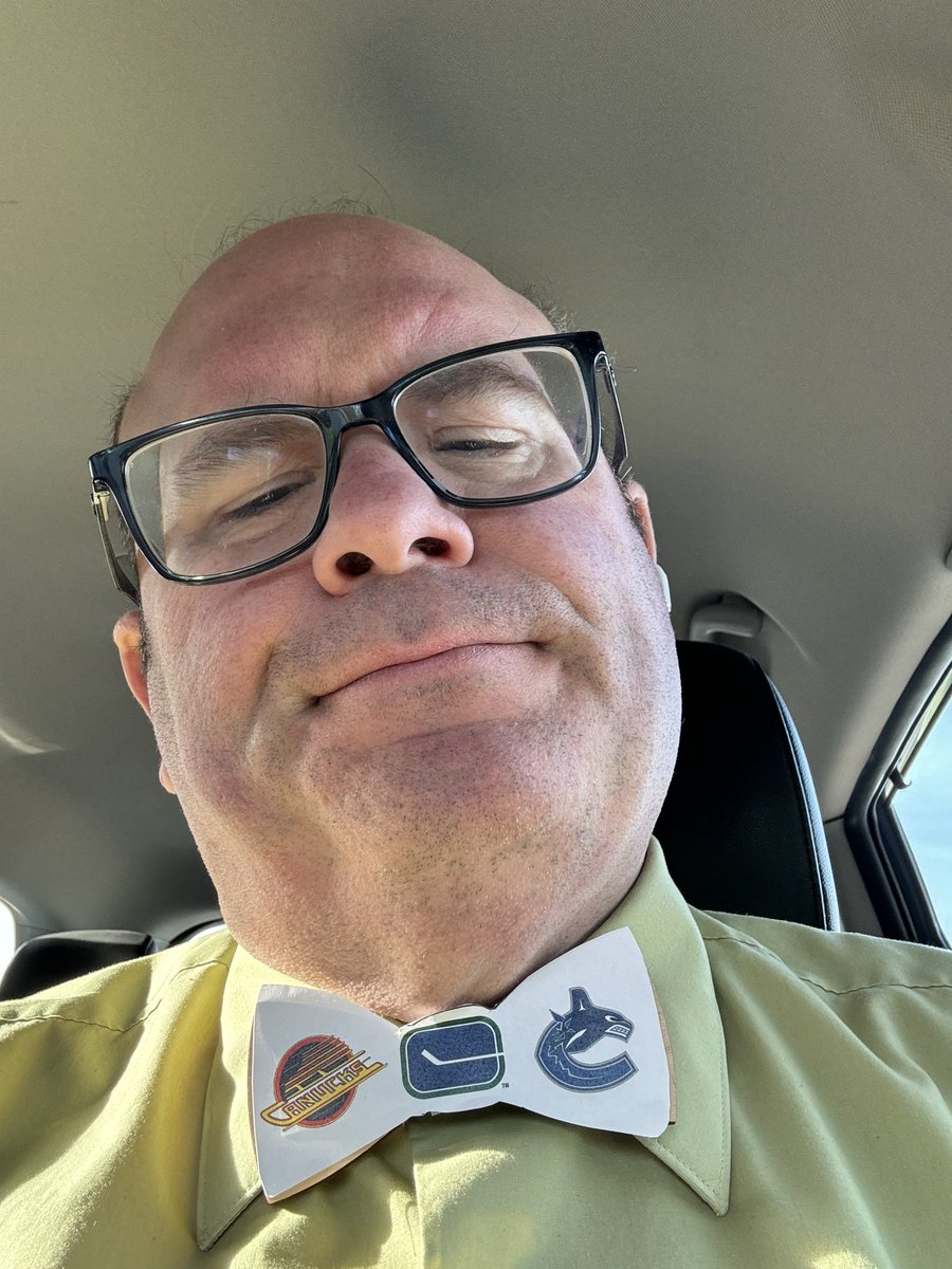 Morning feedback on my homemade @canucks playoff inspired #bowtietuesday share has been less than positive… admittedly I am looking for the right legit bow tie, but I kinda liked the logo flashback…