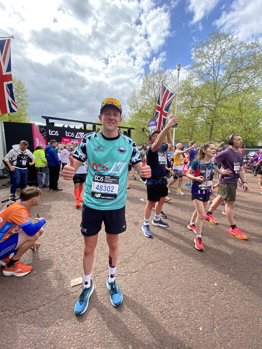 Ysgol_Strade's tweet photo. Llongyfarchiadau enfawr i Mr Joseff Rees @Saesneg_YGS a gwblhaodd Marathon Llundain dros y penwythnos mewn 4 awr a 15 munud (PB iddo hefyd ⭐) Mae bellach wedi codi bron £2700 at achos agos iawn i'w galon sef y @JacLewisFdn 🏃‍♂️👏

Gallwch gyfrannu yma ⬇️
https://t.co/YZlM9cvNpw https://t.co/0Xm76HnfS8