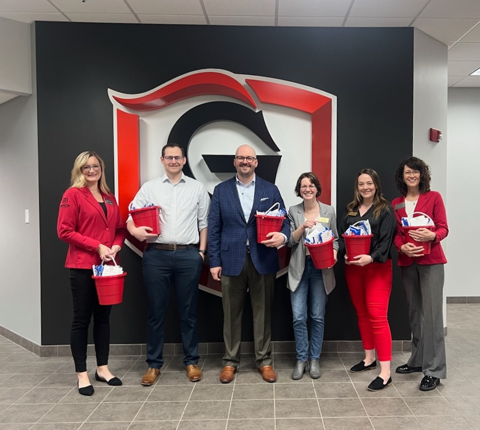 Happy Day of Giving! This fantastic team passed out Pop-Tarts to students as they came in to chapel this morning. The Grace Fund gives more students the opportunity to come experience Christ-centered education at Grace. Learn more here: ttps://go.grace.edu/DayOfGiving2024