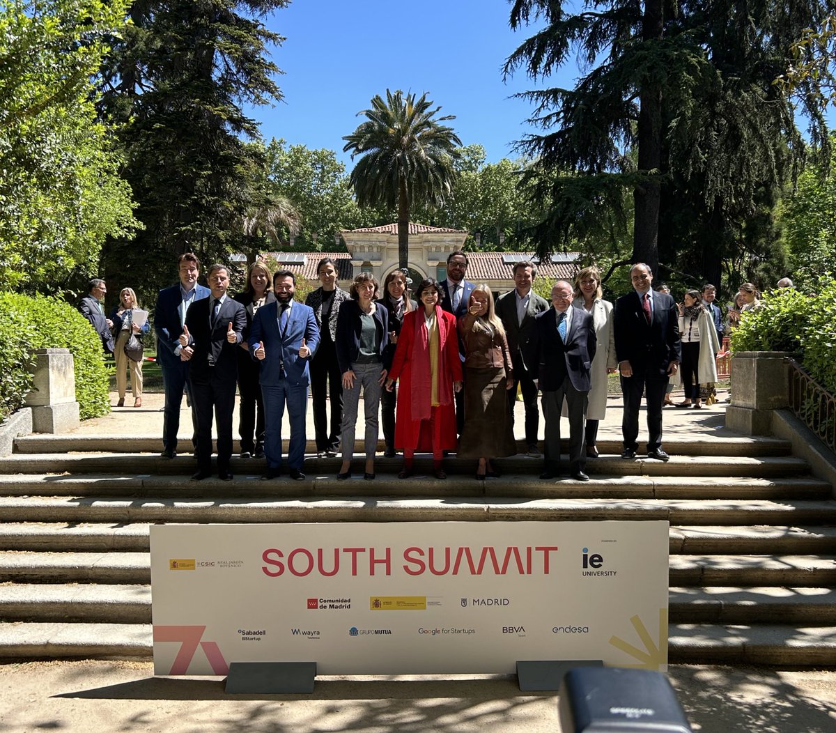 ENISA @minturgob en la presentación de #SouthSummit24, que tendrá como lema “Human by Design” #equipoEnisa se suma un año más a @south_summit, ¡y ya van 1️⃣1️⃣ ediciones impulsando el emprendimiento innovador! Nos vemos del 5 al 7 de junio en @LaNaveMadrid 🇪🇸