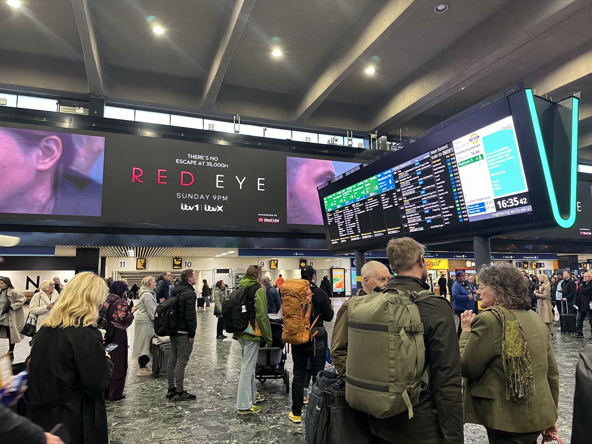 I’ll tell you what ticks me off about these new screens at Euston station. The big screen is used for advertising and the smaller screens are the train describers – it should be the other way around. (End of rant) 😡