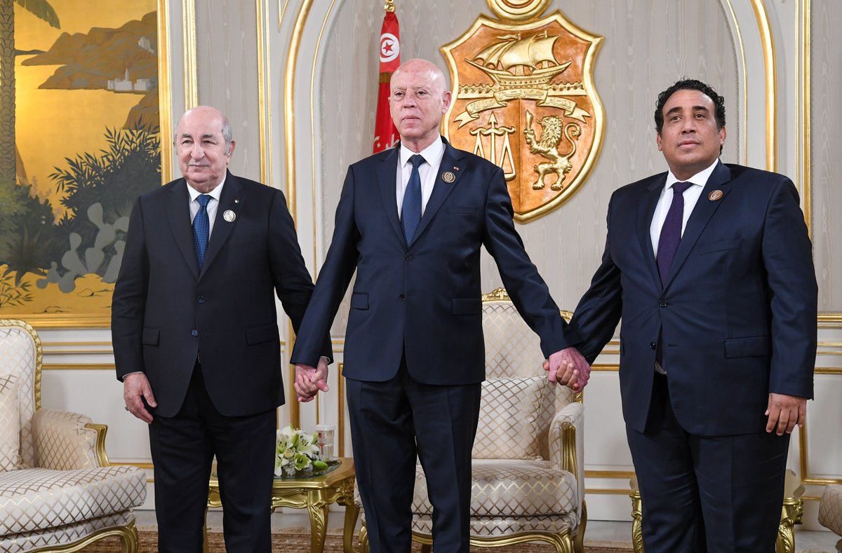 The tripartite summit held in Tunis on 22/04 between #Saïed, #Tebboune and #Menfi is a purely #Algerian initiative, announced by Tebboune at the #GECF Gas Forum in Algiers on March 2.
Menfi at first expressed reserves towards the initiative that excludes #Morocco and #Mauritania.