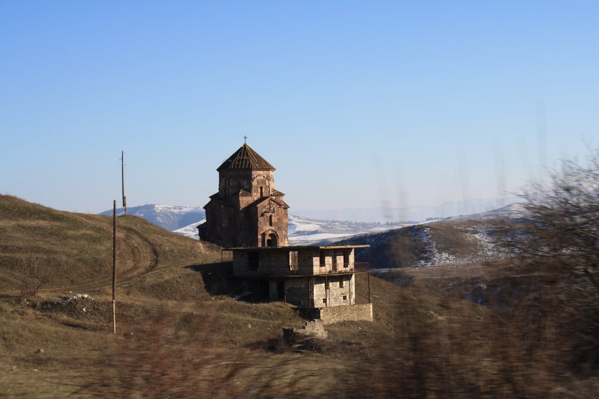 This is the 7th century 🇦🇲 Church in the border village of #Voskepar, #Tavush #Armenia being handed over to Azerbaijan. This area which Azeris claim as theirs has had no more than 6 dwellings. For years Azeri snipers have targeted passing cars on this road. This land is #Armenian