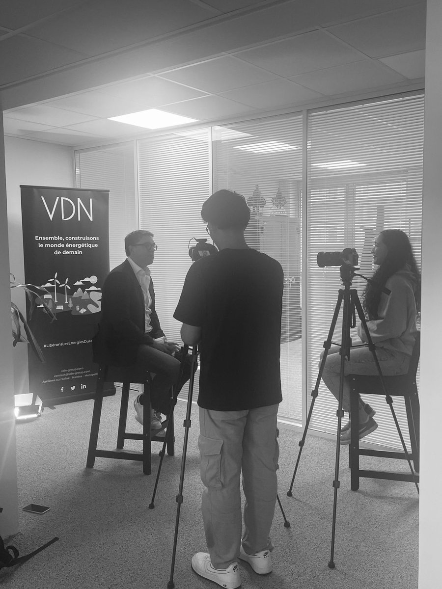 VDN Group tweet media