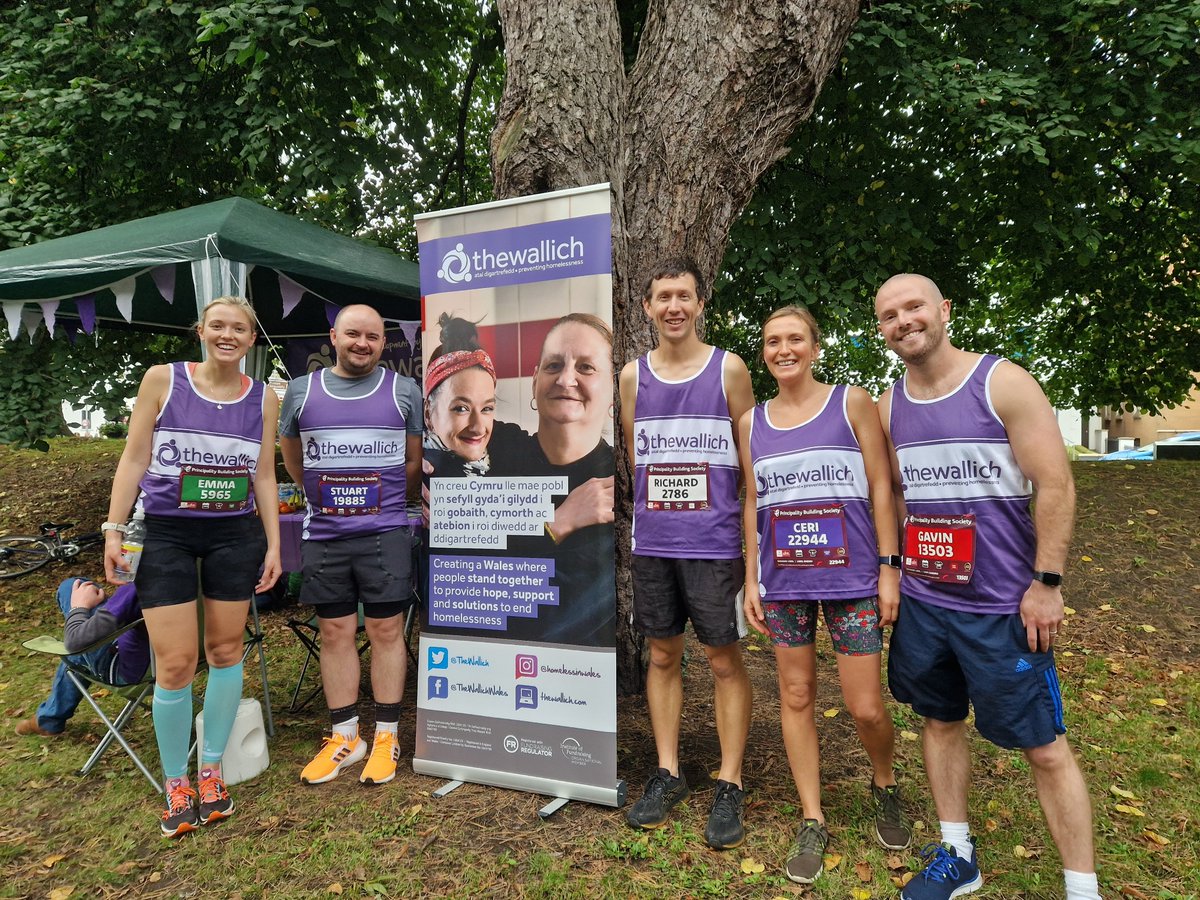 Ydych chi eisiau herio eich hun❓ Rhedwch Hanner Marathon Caerdydd neu Abertawe. Byddwn gyda chi bob cam o’r ffordd, gan roi syniadau i chi ar sut i godi arian, awgrymiadau hyfforddi a’ch cefnogi ar ddiwrnod y marathon 💜 thewallich.com/cy/calendr-dig…