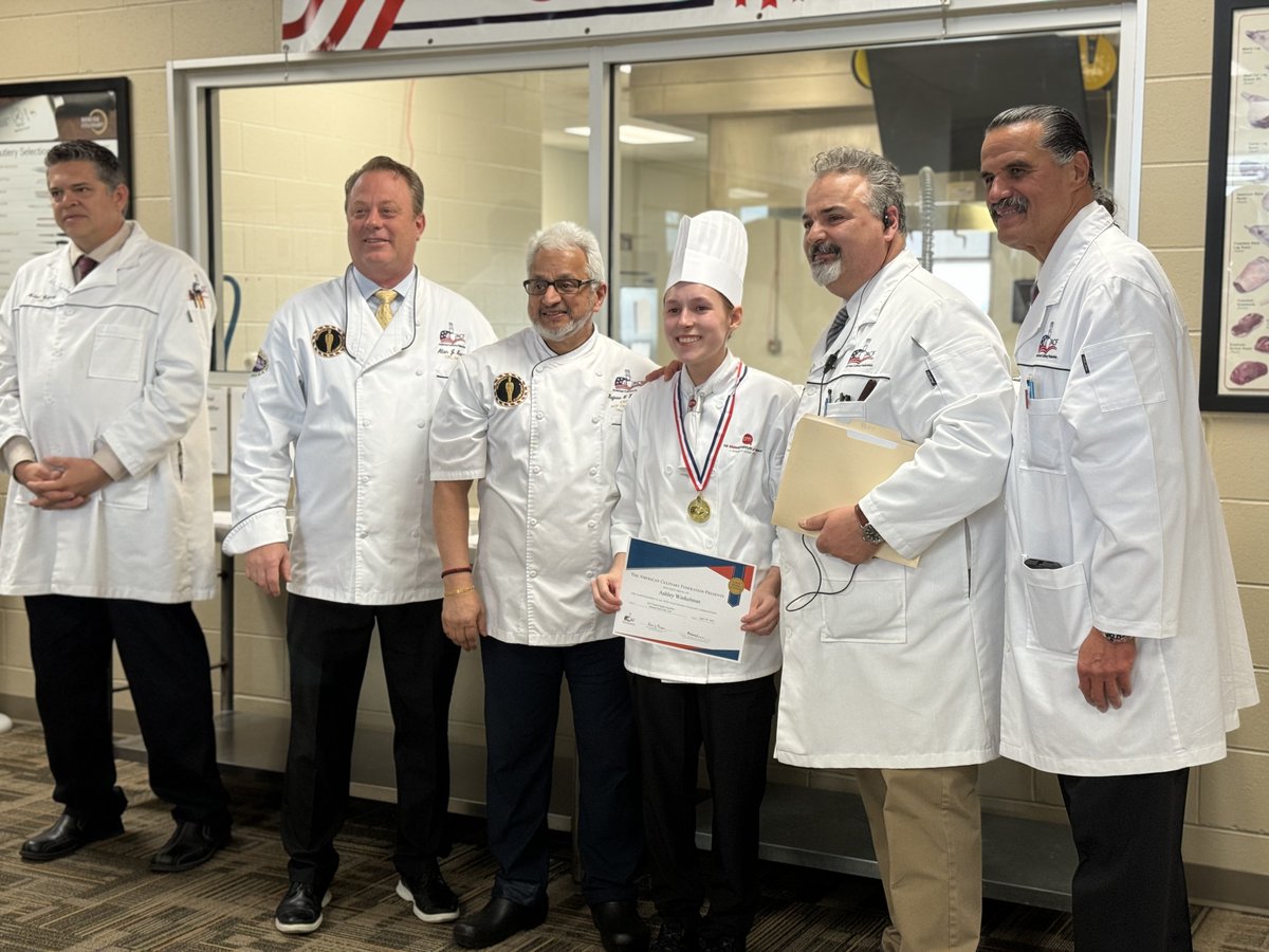 CIMtweet's tweet photo. 🌟 Exciting news! Our very own CIM Port Huron student, Ashley Winkelman, clinched the Gold Medal and the title of ACF Central Region Student Chef of the Year! 🏅 Next stop: the National Championship! Go Ashley! 🎉
#FurtherTogether #ChefLife https://t.co/icfcR3Sxqg
