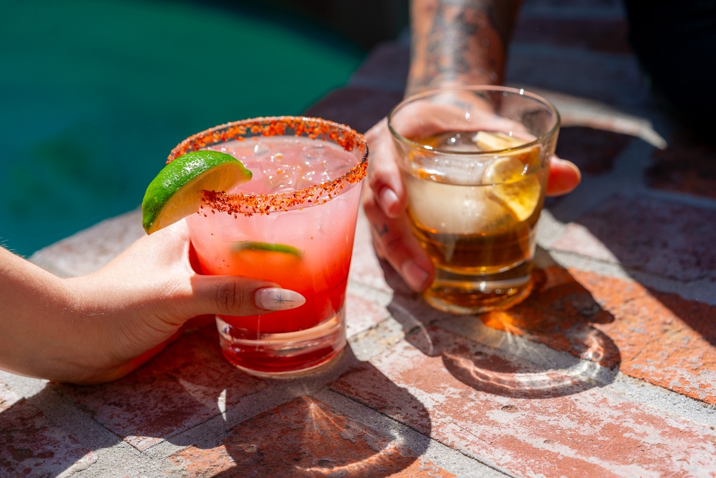 Tequila all día. 🍹 

Have you tried our new featured drinks? 

📸 : Spiced Guava &amp; Banana Old Fashioned