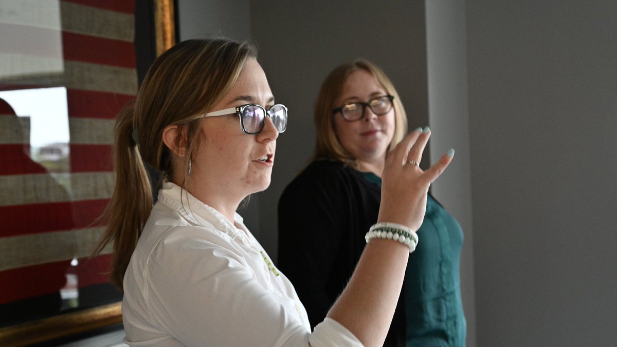 nmdp_org's tweet photo. Let's celebrate #NationalVolunteerWeek with a THANK YOU to advocates like @Hillary_Husband! 👏  Her journey as a blood stem cell transplant recipient fueled her to secure vital support for the Lifesaving Leave Act. Feeling inspired? Become an advocate 👉 https://t.co/drV7eRlG93 https://t.co/uGo07lZAXE