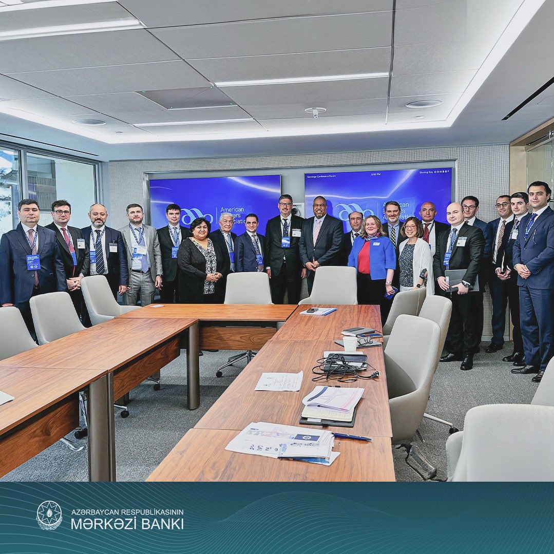 The banking mission of Azerbaijan held a meeting with the US Bankers Association for Finance and Trade (@BAFT ) as part of a business trip. During the meeting, BAFT conducted a workshop on best practices for building correspondent banking relationships with US banks. 1/2