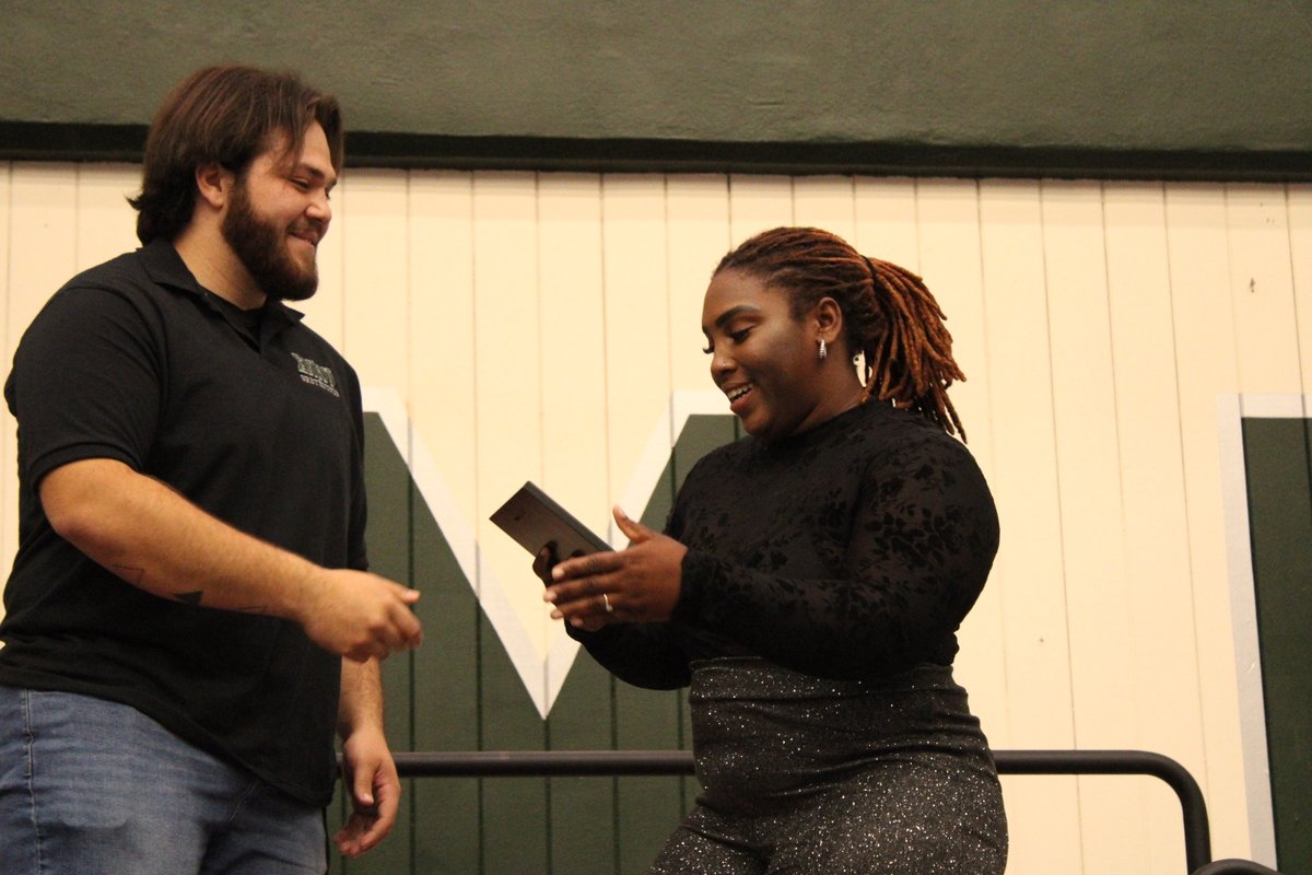 Last night Tamia Smith was recognized as the ENMU Senior Female Student-Athlete of the Year 💪

Her best marks include shot put (14.30m), discus (41.02m), hammer (46.85m), and weight (15.30m) 

#ITWIT #ALLIN #ENMU