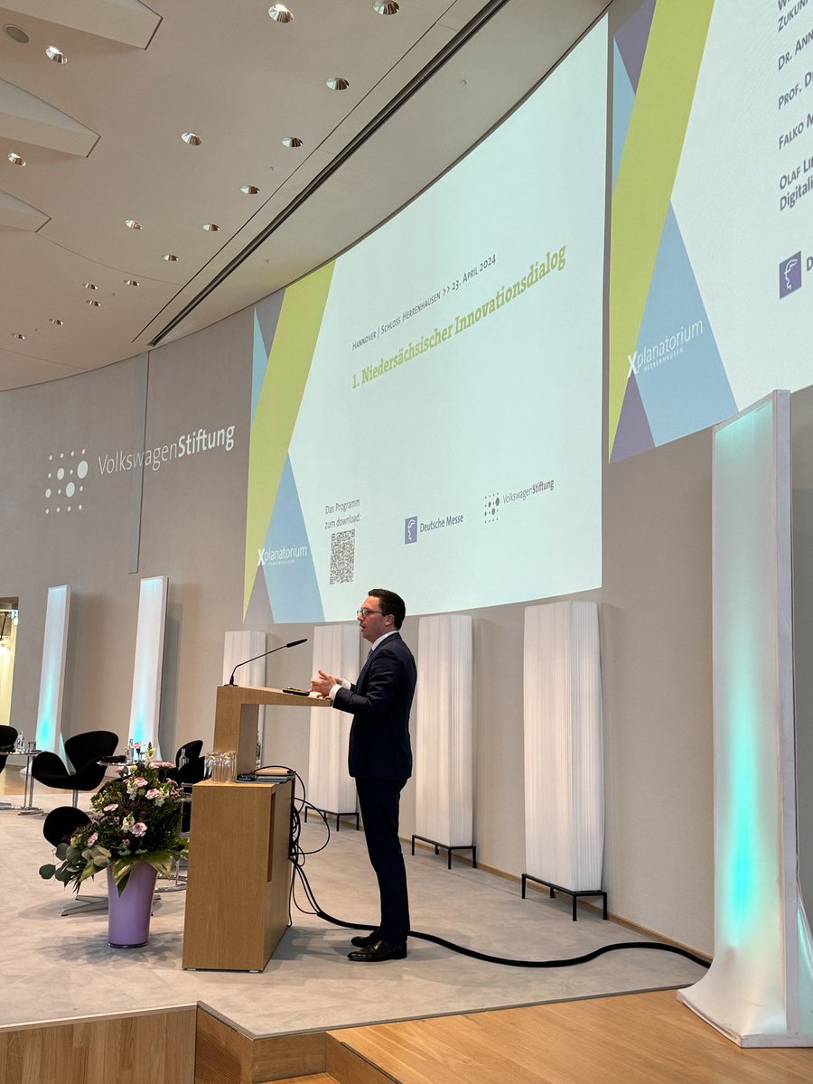 Peter Seeberger (@peterseeberger) on Twitter photo Excellent discussion at 1. innovation summit sponsored by <a href="/VolkswagenSt/">VolkswagenStiftung</a> with <a href="/FalkoMohrs/">Falko Mohrs</a> Minister for science and technology in #Niedersachsen - I was happy to present the <a href="/CTC_Germany/">Center for the Transformation of Chemistry</a> Excellent discussion at 1. innovation summit sponsored by <a href="/VolkswagenSt/">VolkswagenStiftung</a> with <a href="/FalkoMohrs/">Falko Mohrs</a> Minister for science and technology in #Niedersachsen - I was happy to present the <a href="/CTC_Germany/">Center for the Transformation of Chemistry</a>
