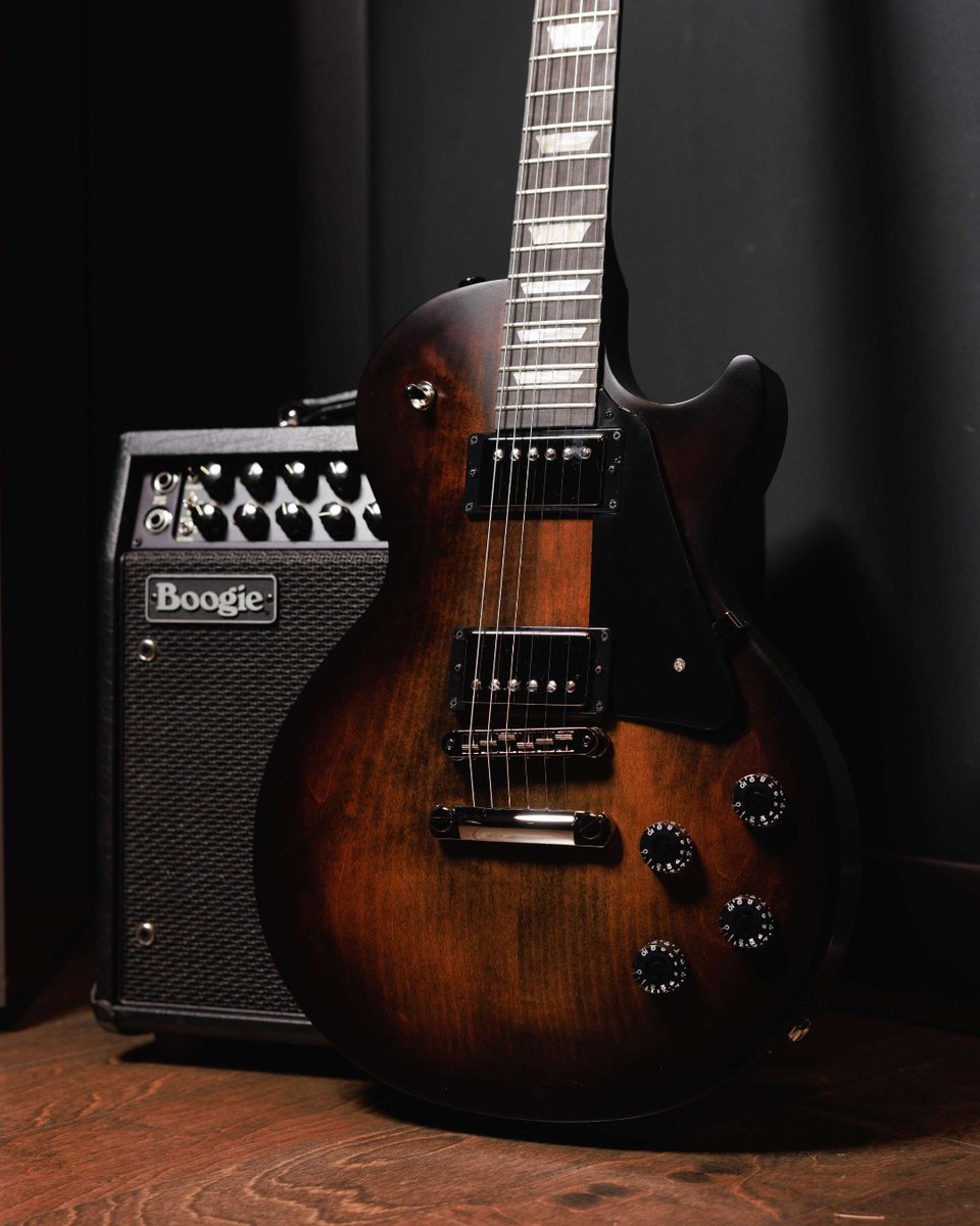 gibsonguitar's tweet photo. The NEW Les Paul Modern Studio. A no-nonsense, high-performance tone machine.
Get all the specs HERE: https://t.co/G6X2uXHZfc
#gibson #lespaul #modernstudio https://t.co/tFLf0nt5CS