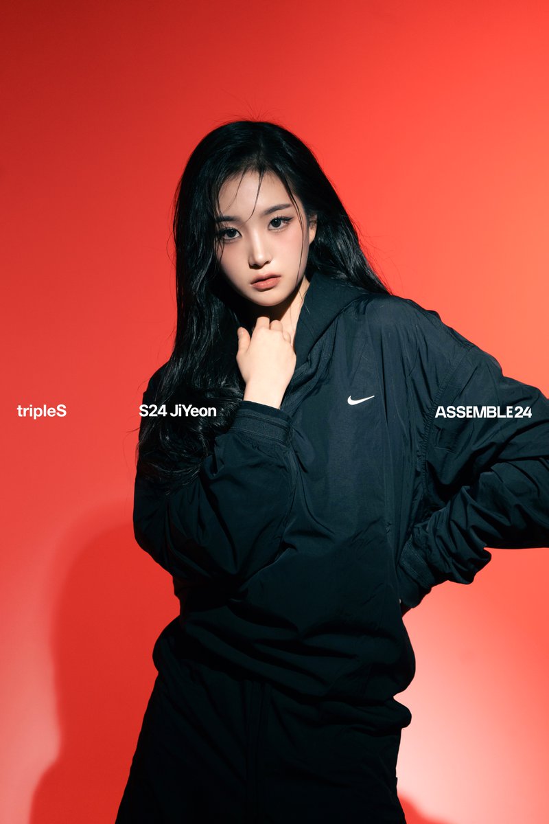tripleS YeonJi ヨンジ BIG Acrylic Stand 未開封 tripleS YeonJi ヨンジ BIG Acrylic Stand 未開封 tripleS YeonJi