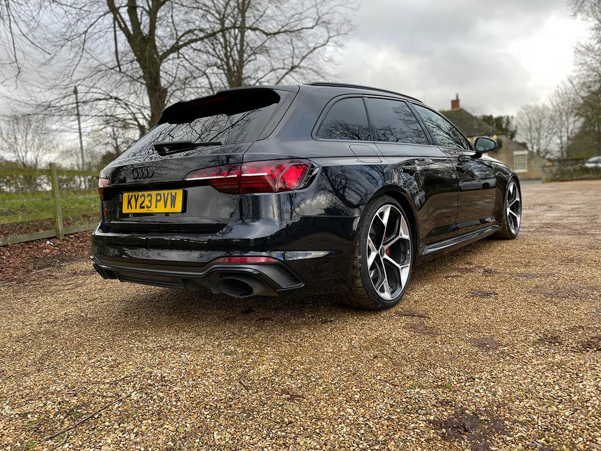 Can the addition of coilovers and revised differential settings save the B9 RS4? We recently put the Audi RS4 Competition through its paces to find out. Here’s what we thought: fastcar.co.uk/review/audi-rs…